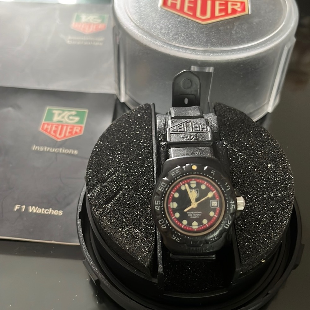 Tag Heuer F1 Vintage Watch – Original Box